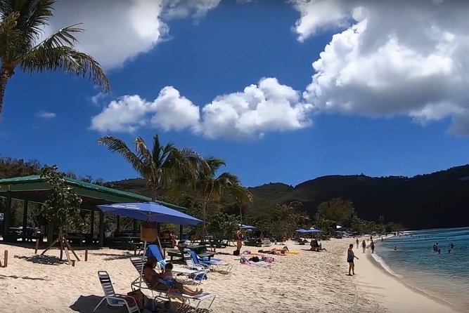 Budget Magens Bay Beach - Vehicles and comfort: the biggest practical concern