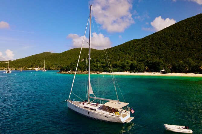 Christmas Cove and Pizza Pi Happy Hour Sail Tour - Drinks, rum punch, and the small-boat mood