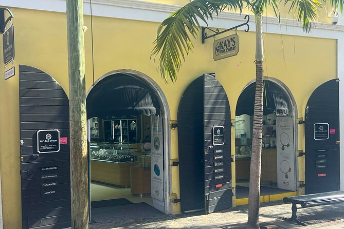 Drinks & Diamonds Shopping Experience in St. Thomas - Key points at a glance