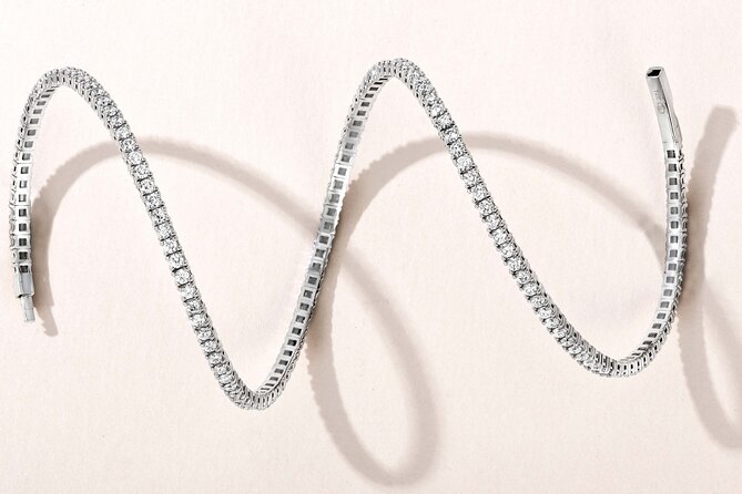 Drinks & Diamonds Shopping Experience in St. Thomas - Jewelry cleaning and repairs while you watch