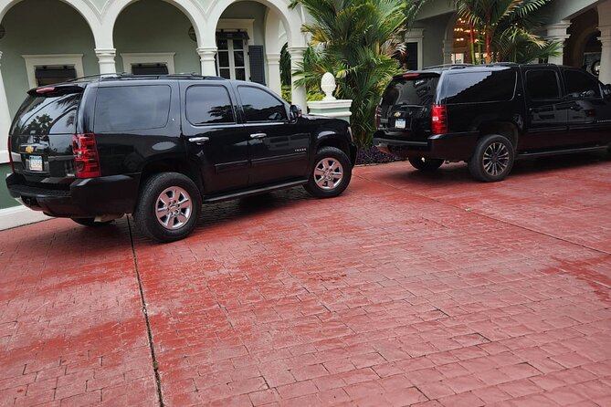 Exclusive Airport Transfers (up to 4 persons) One-Way - Airport meeting instructions that can save you time