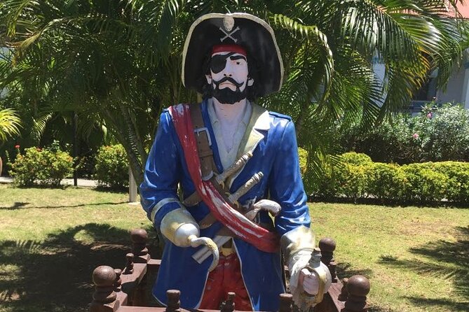 Full Day Saint Thomas Private Group Excursion - Coral World is an optional paid addition