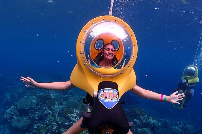 Guided Underwater Scooter and Snorkeling Activity in St. Thomas - Taking turns on the underwater scooters