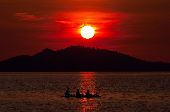 Illuminated Night Kayaking at the Elysian Resort - Kayak Comfort Deserves Attention