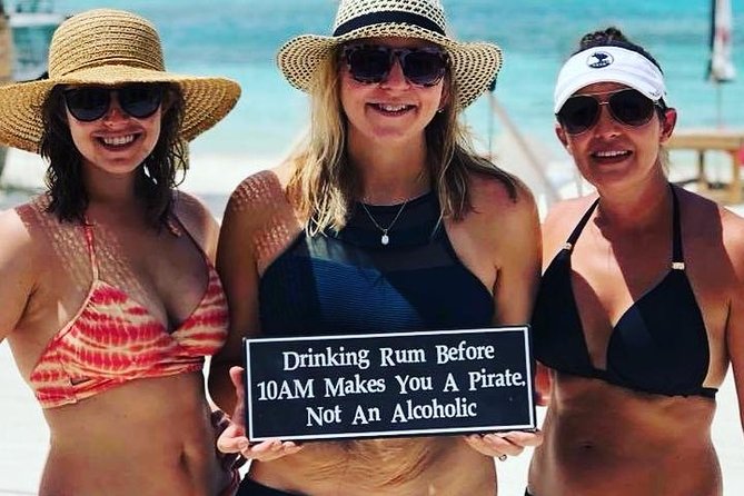 Jost Van Dyke Funday & Willy T (Foxy's, Soggy Dollar, Willy-T) - One day, several faces of the British Virgin Islands