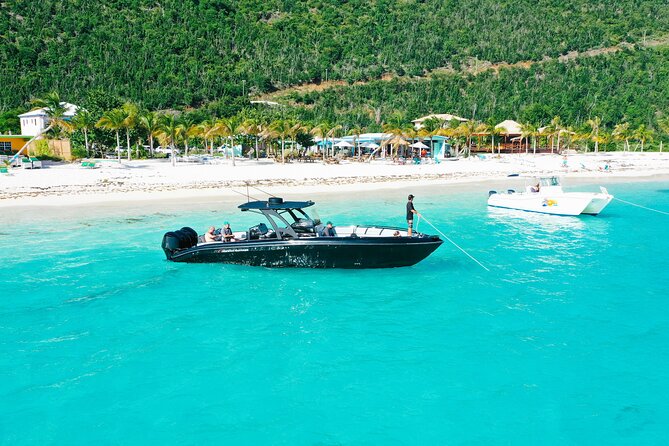 Midnight Sun Charters - 37ft OBSIDIAN - Sandy Cay keeps the day small and relaxed