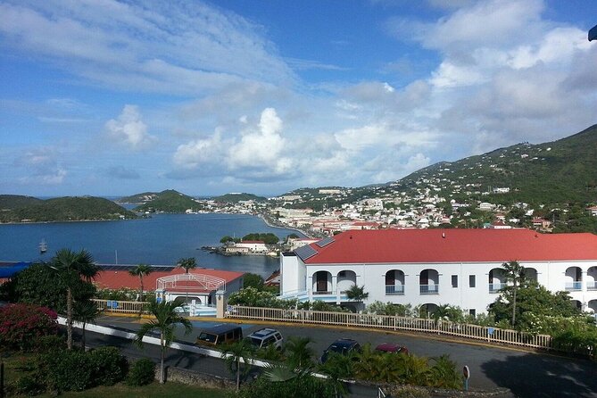 Paradise Taxi & Tours USVI Airport Transport Hampton by Hilton - Who gets the best value from this transfer