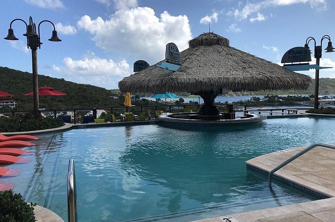 Paradise Taxi & Tours USVI-St. Thomas Airport Transfer to Wyndham Margaritaville - Communication, timing, and airport construction