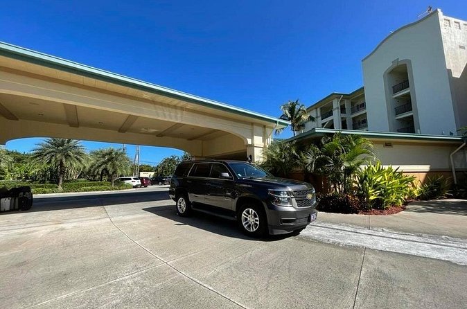 Private Airport Transfer in Luxury Vehicle- St. Thomas, USVI - The return trip requires separate planning