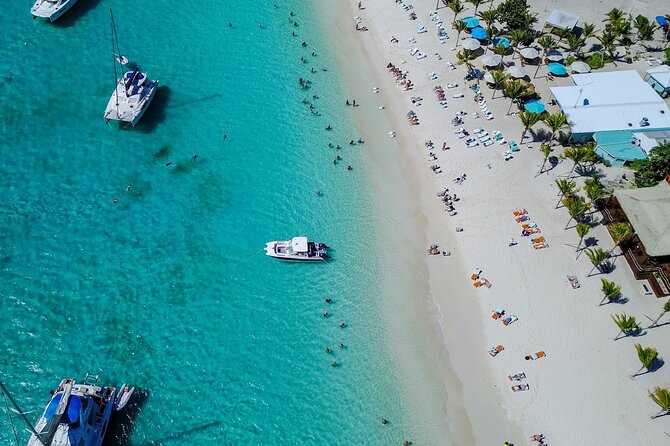 Private Full Day Charter to the British Virgin Islands from USVI - Clearing customs at Soper’s Hole