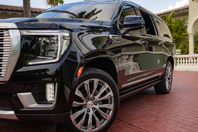 Private Luxury Transportation from St. Thomas Hotel to Airport - Building enough time before your flight