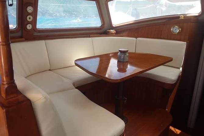Private Sunset Sailor's Delight from Sapphire Marina - Why the private group size changes the mood