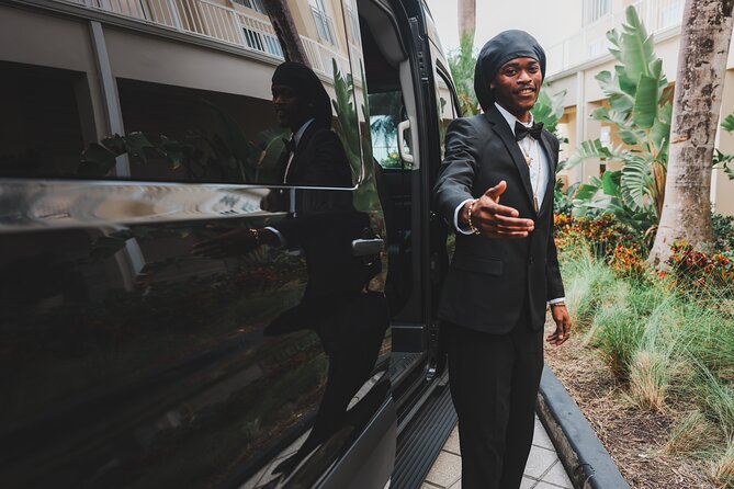 Shared VIP Shuttle from STT Airport to Westin Frenchman Reef - Finding your ride at STT