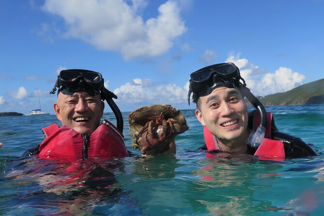 Small Group Sea Turtle Tour (Guaranteed to see turtles) - Arriving at the beach and meeting your guide